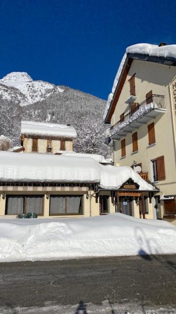 Hotel Restaurant De La Poste Saint-Colomban-des-Villards Kültér fotó